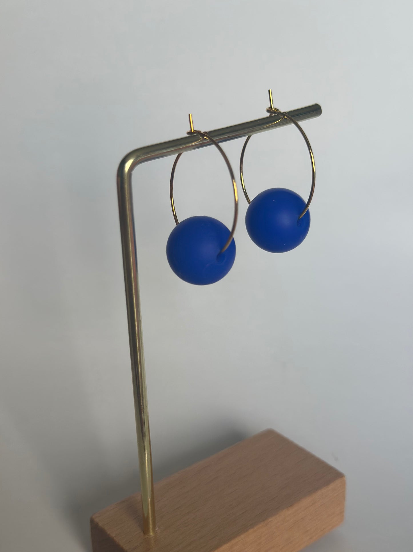 The Helen Gold Hoop (Small)